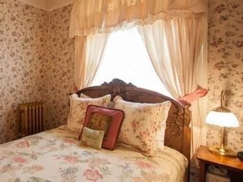 Guest house Lion And The Rose Victorian 2*