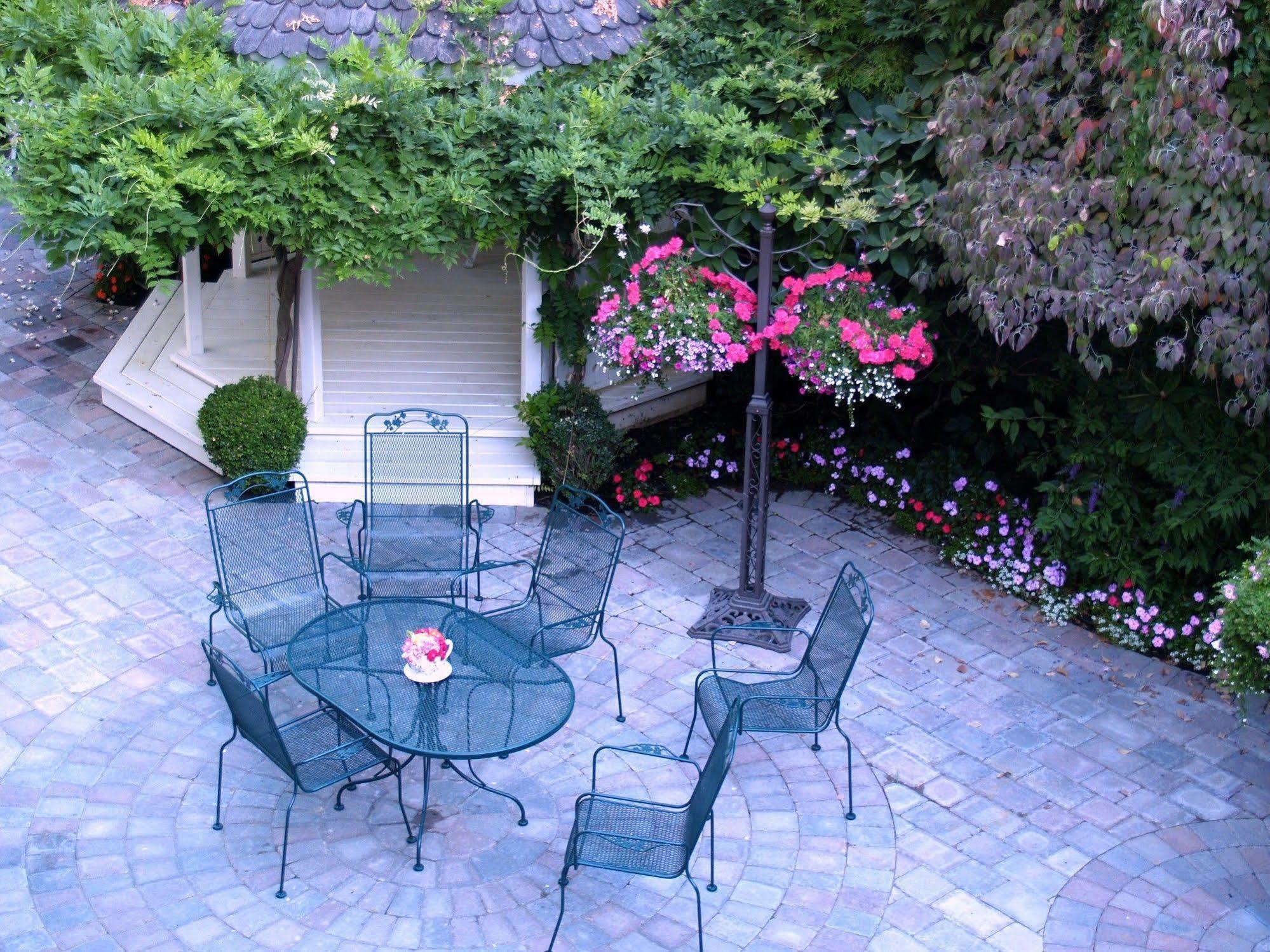 Guest house Lion And The Rose Victorian 2*