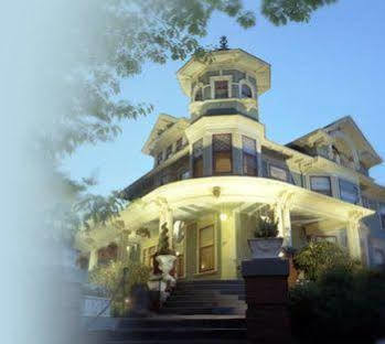 Guest house Lion And The Rose Victorian 2*