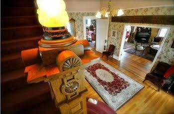 Lion And The Rose Victorian